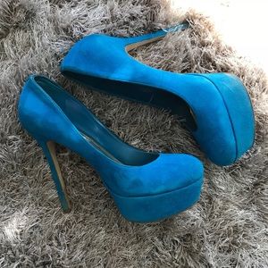 Steve Madden Turquoise Pumps